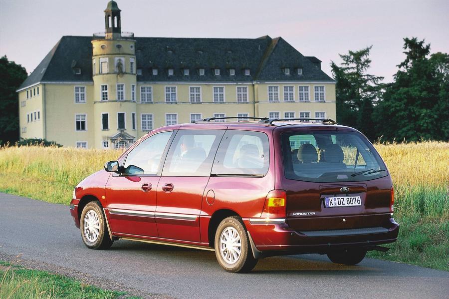  Ford Windstar 1999 года  (фото 3 из 8)
